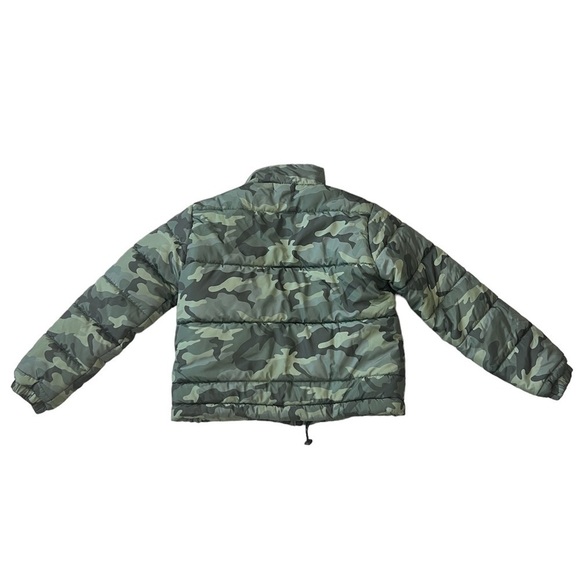 Forever 21 green camo puffer bomber jacket size large - Picture 2 of 6